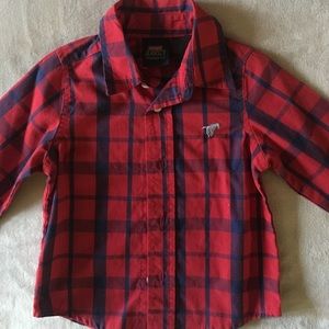 ❤️ 18 Month Wrangler button up shirt ❤️